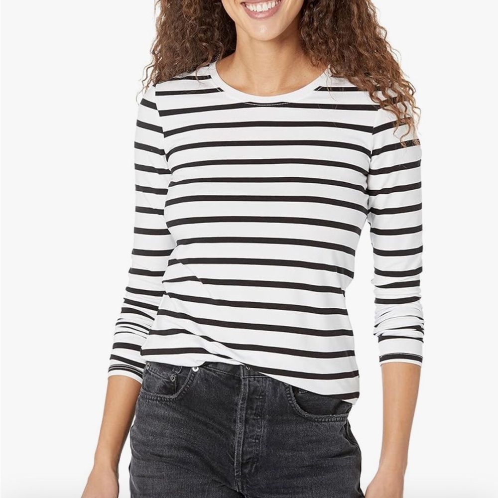 Striped long sleeve shirt 🦓